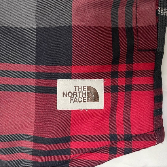 The North Face Men's Campshire Sherpa Fleece Lined Shirt Flannel Red Black Plaid - Picture 7 of 9